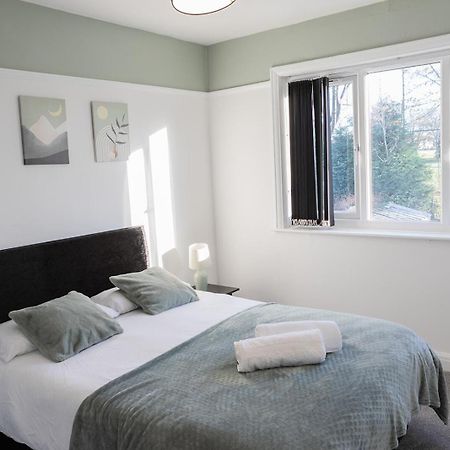 Lymer House - Stylish 3 Bedroom House In Wolverhampton Buitenkant foto